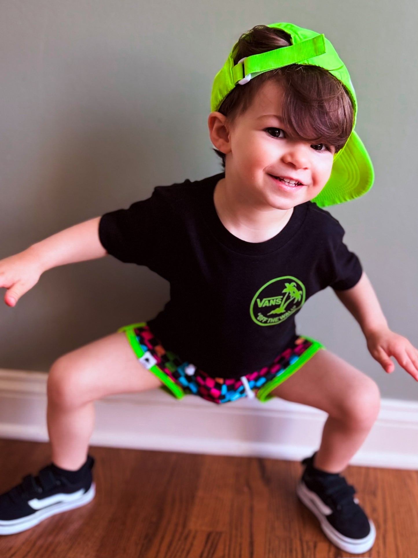 Neon checks logo