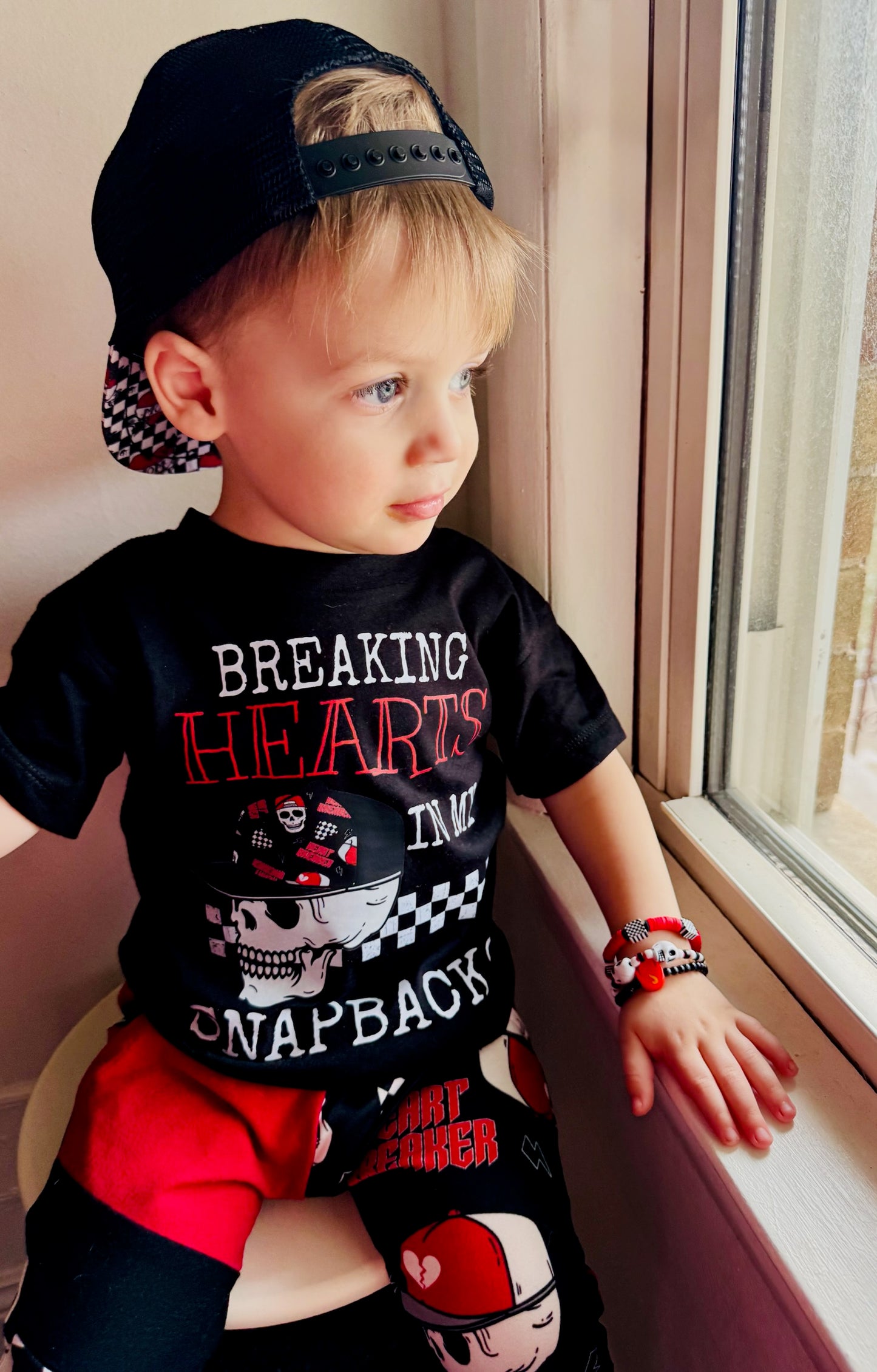 Breaking hearts in my snapbacks