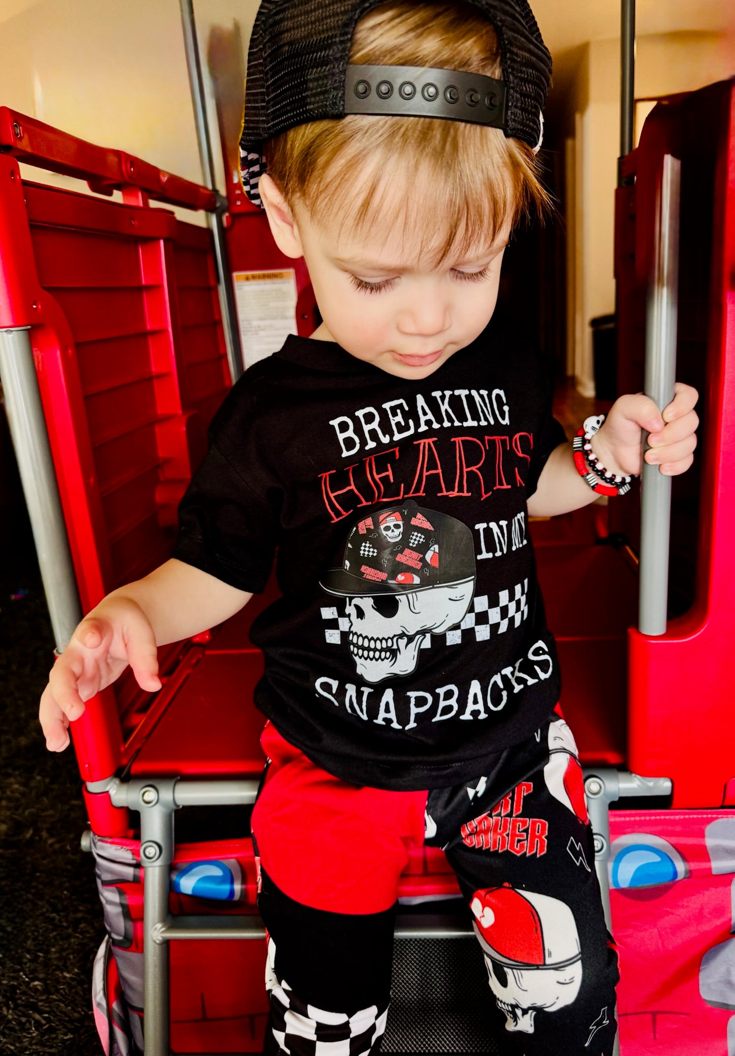 Breaking hearts in my snapbacks