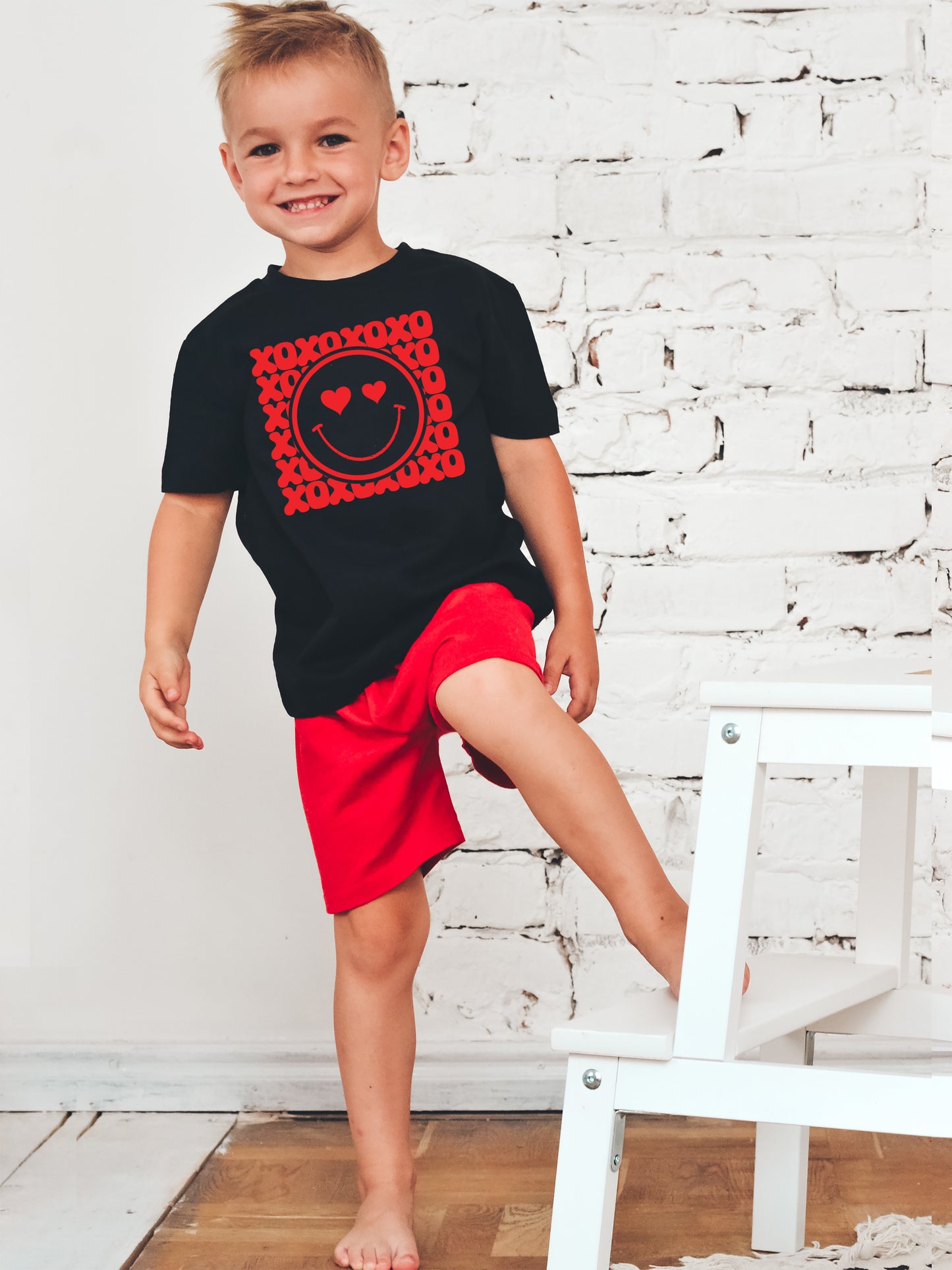 Xoxo smiley all red