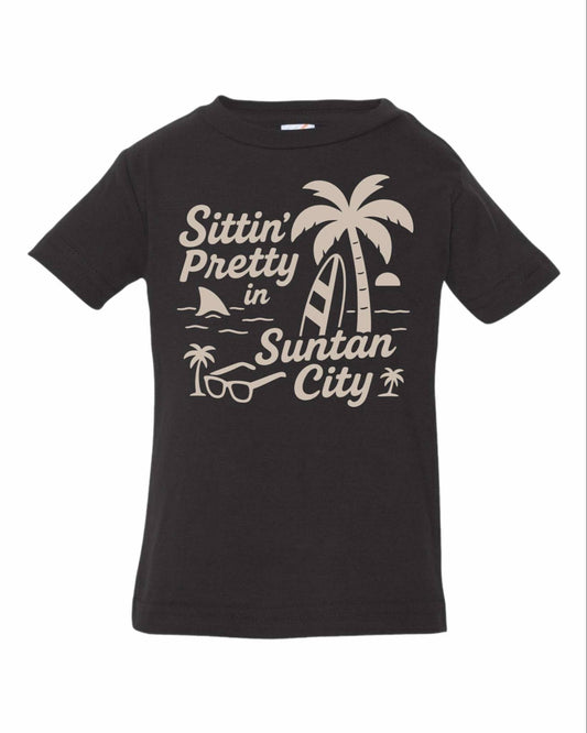 Sittin pretty in suntan city