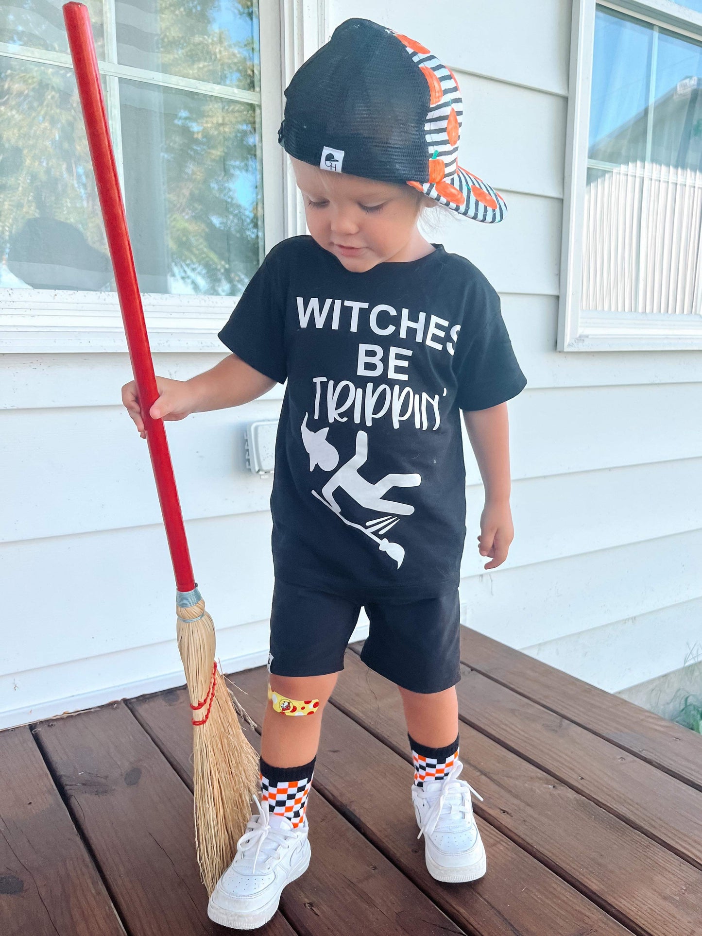 Witches be Trippin ( falling witch)