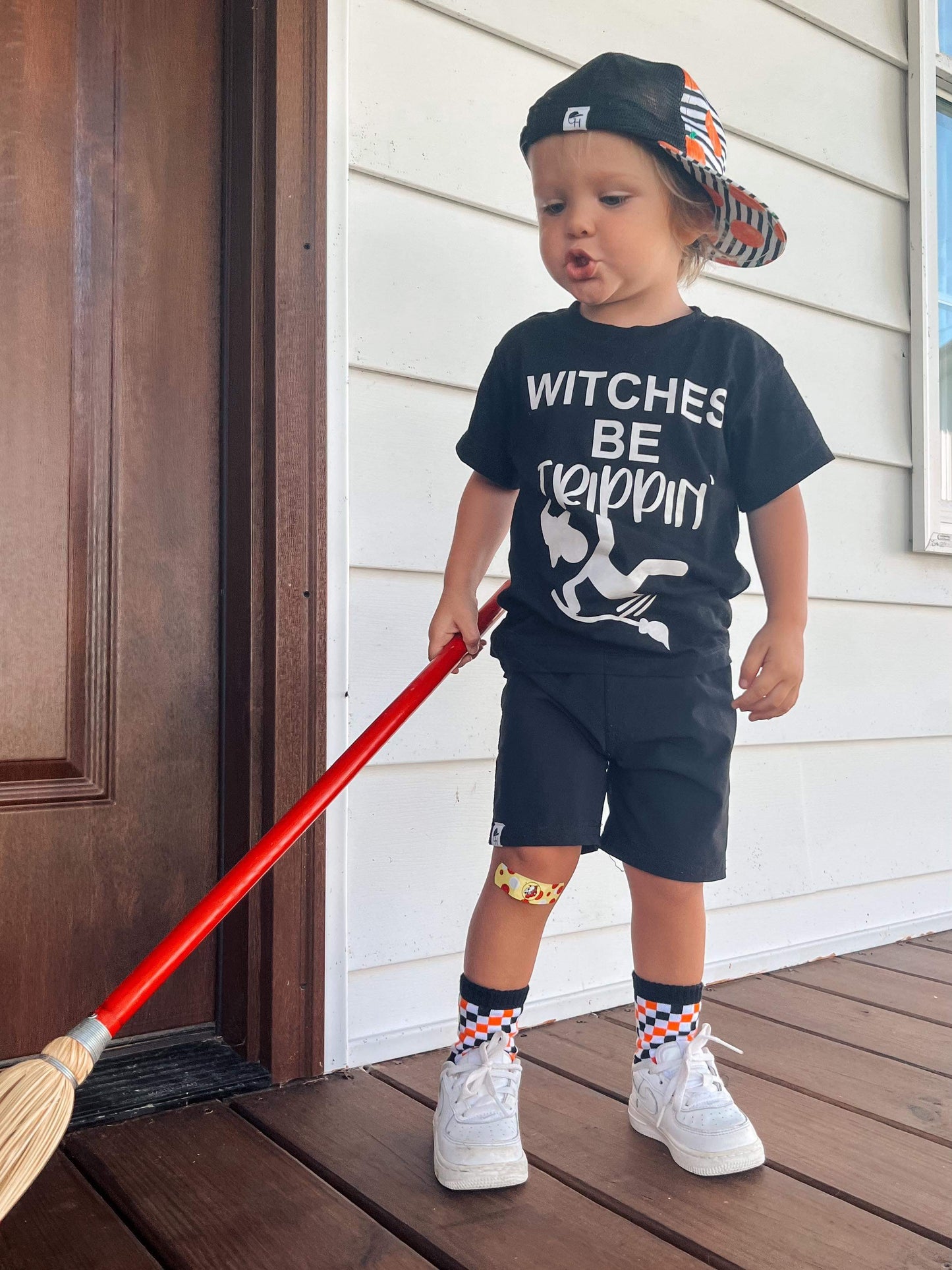 Witches be Trippin ( falling witch)