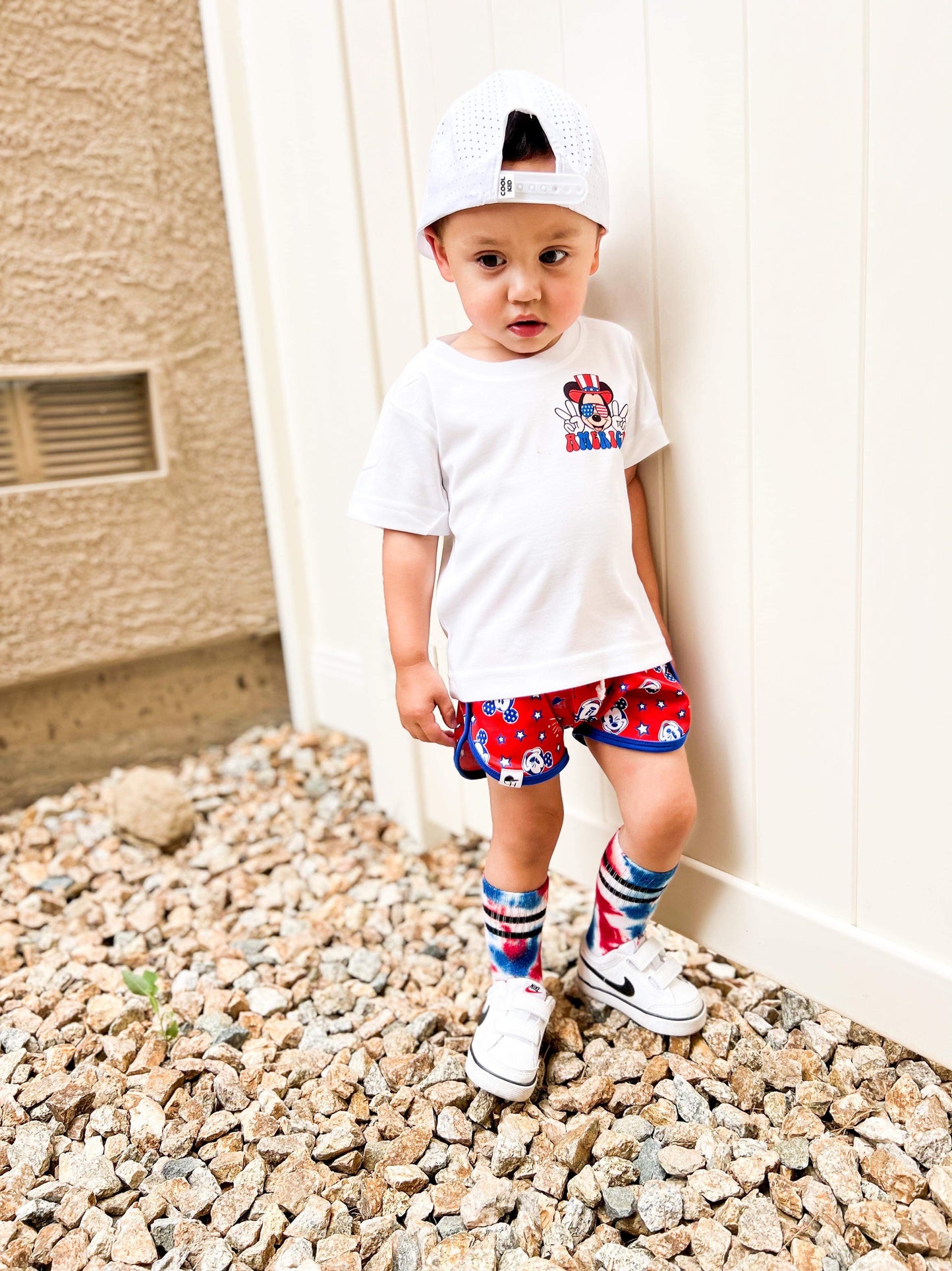 Red white and blue mouse