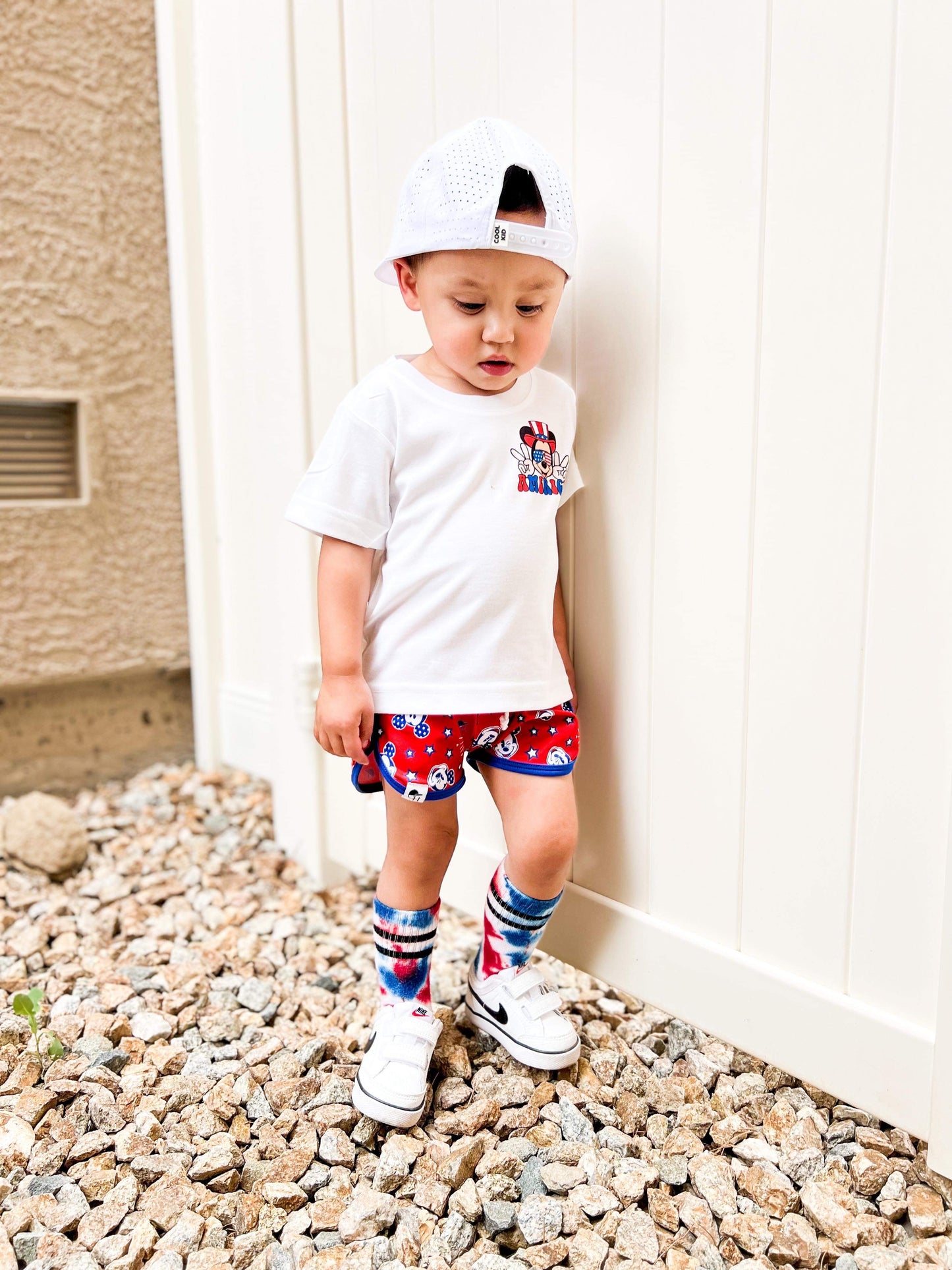 Red white and blue mouse