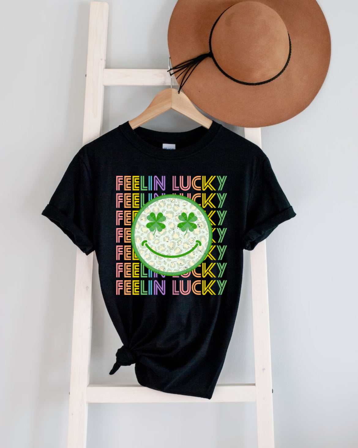 Feelin lucky ( black tee)