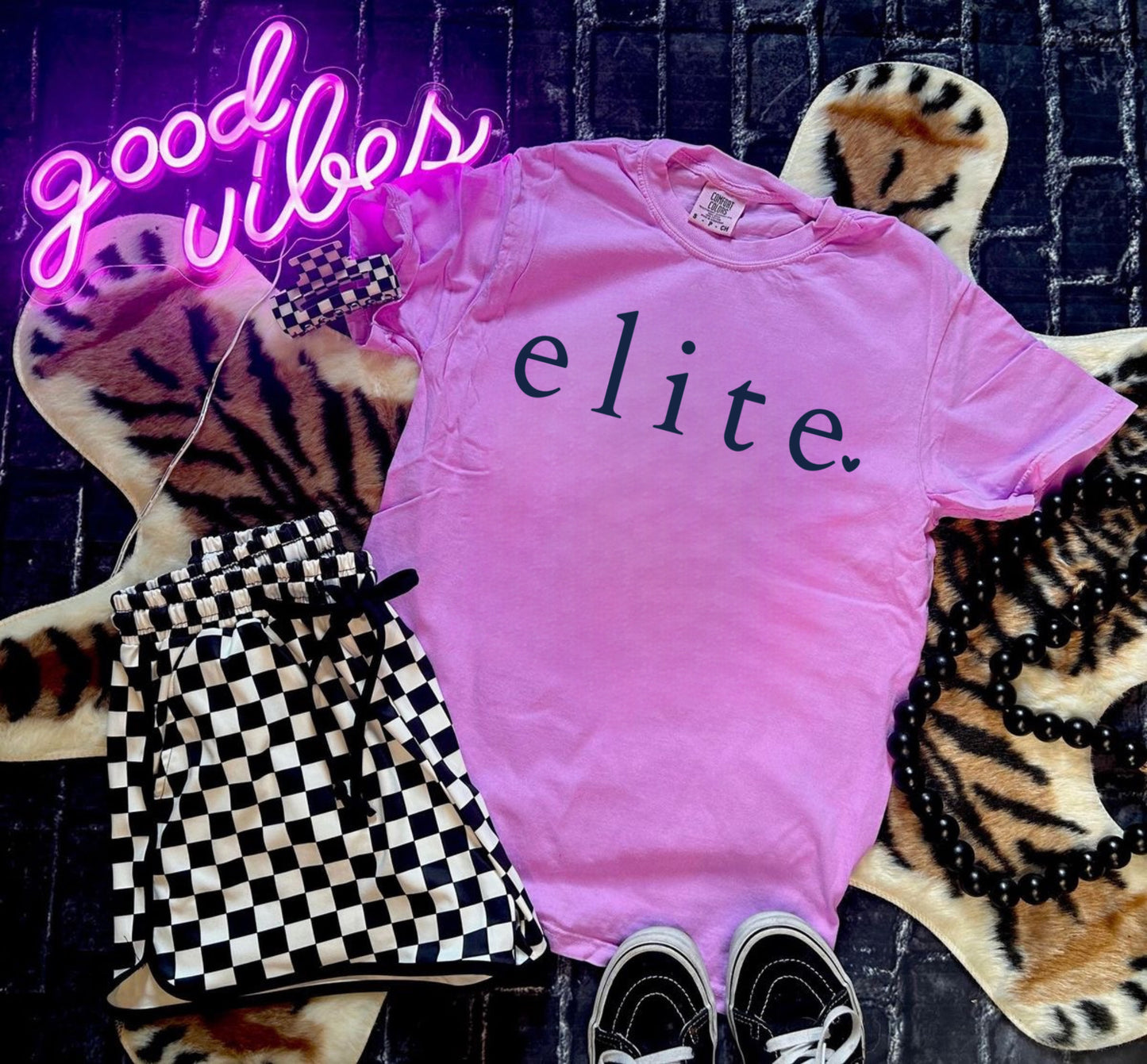 Elite neon purple