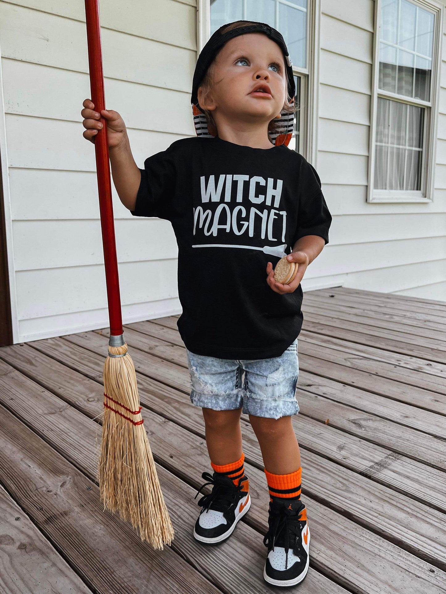 Witch Magnet